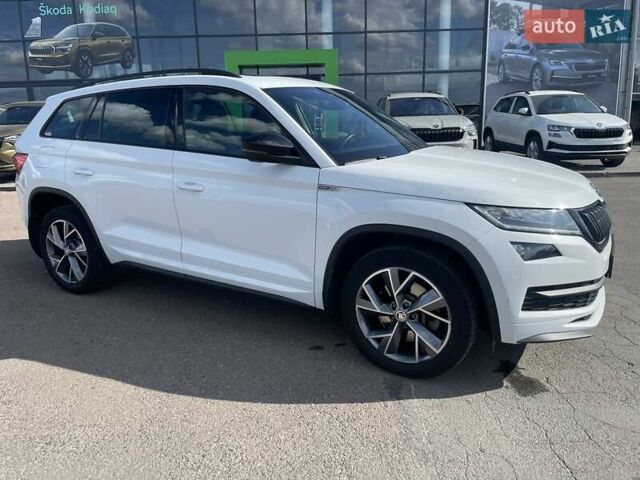 Белый Шкода Kodiaq, объемом двигателя 1.98 л и пробегом 102 тыс. км за 34700 $, фото 24 на Automoto.ua