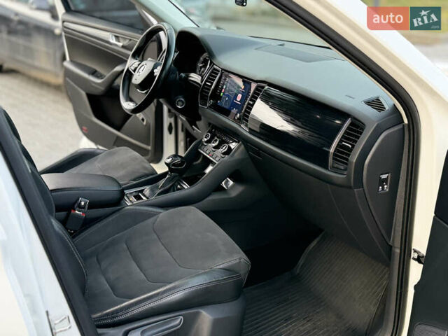 Білий Шкода Kodiaq, об'ємом двигуна 1.98 л та пробігом 197 тис. км за 22999 $, фото 43 на Automoto.ua