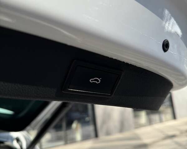 Белый Шкода Kodiaq, объемом двигателя 1.97 л и пробегом 98 тыс. км за 37500 $, фото 8 на Automoto.ua