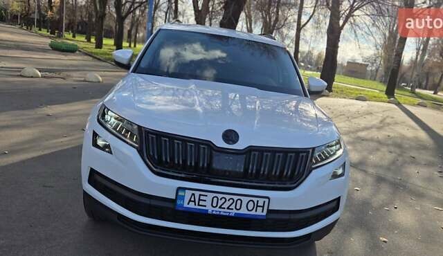 Белый Шкода Kodiaq, объемом двигателя 2 л и пробегом 200 тыс. км за 32000 $, фото 20 на Automoto.ua