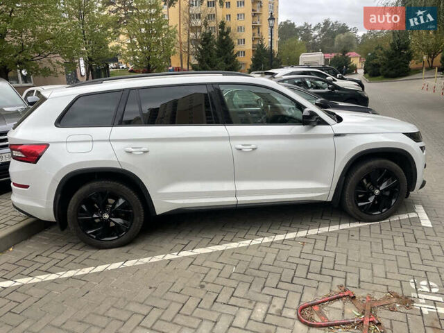 Белый Шкода Kodiaq, объемом двигателя 2 л и пробегом 90 тыс. км за 33300 $, фото 10 на Automoto.ua