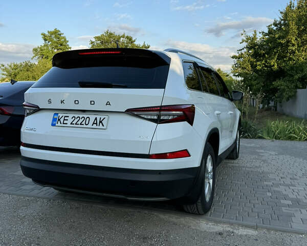 Білий Шкода Kodiaq, об'ємом двигуна 1.97 л та пробігом 120 тис. км за 34000 $, фото 6 на Automoto.ua