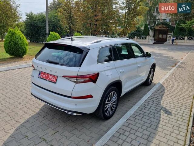 Білий Шкода Kodiaq, об'ємом двигуна 1.97 л та пробігом 185 тис. км за 37500 $, фото 3 на Automoto.ua