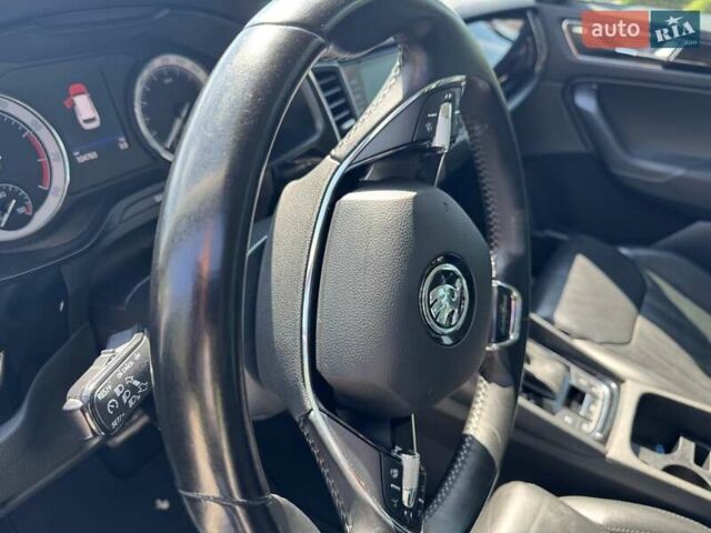 Белый Шкода Kodiaq, объемом двигателя 1.98 л и пробегом 104 тыс. км за 35300 $, фото 34 на Automoto.ua