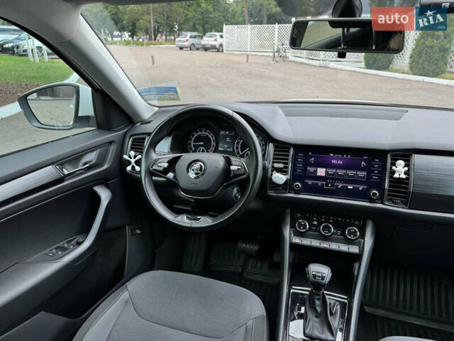 Белый Шкода Kodiaq, объемом двигателя 2 л и пробегом 94 тыс. км за 33900 $, фото 23 на Automoto.ua