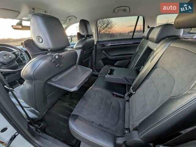 Белый Шкода Kodiaq, объемом двигателя 1.98 л и пробегом 100 тыс. км за 34000 $, фото 12 на Automoto.ua