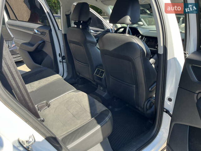 Белый Шкода Kodiaq, объемом двигателя 1.98 л и пробегом 242 тыс. км за 20000 $, фото 9 на Automoto.ua