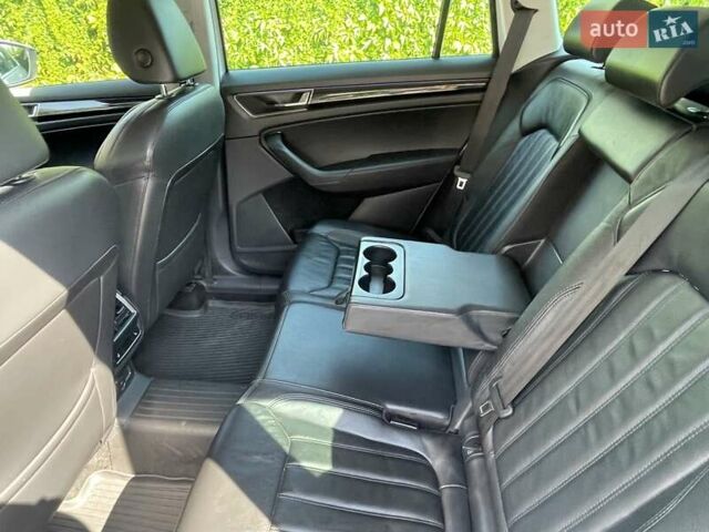 Белый Шкода Kodiaq, объемом двигателя 1.98 л и пробегом 106 тыс. км за 33500 $, фото 16 на Automoto.ua