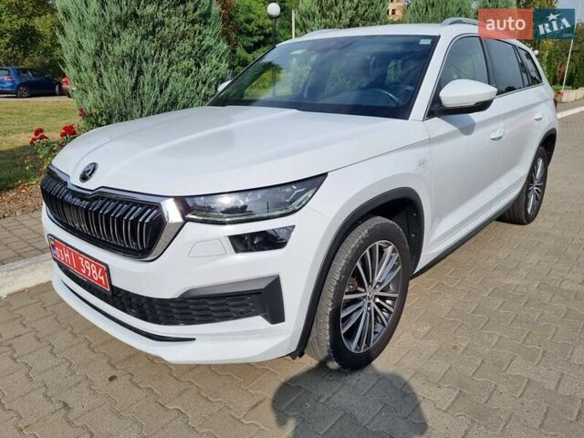 Білий Шкода Kodiaq, об'ємом двигуна 1.97 л та пробігом 185 тис. км за 37500 $, фото 7 на Automoto.ua