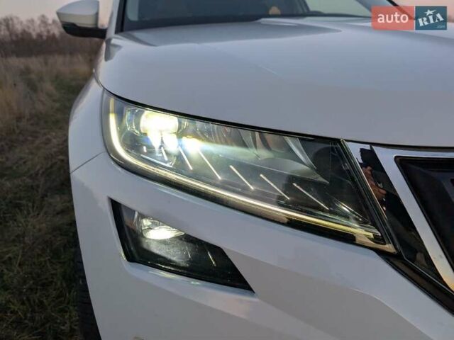 Белый Шкода Kodiaq, объемом двигателя 1.98 л и пробегом 100 тыс. км за 34000 $, фото 22 на Automoto.ua