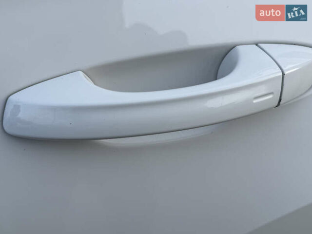 Білий Шкода Kodiaq, об'ємом двигуна 1.98 л та пробігом 197 тис. км за 22999 $, фото 17 на Automoto.ua