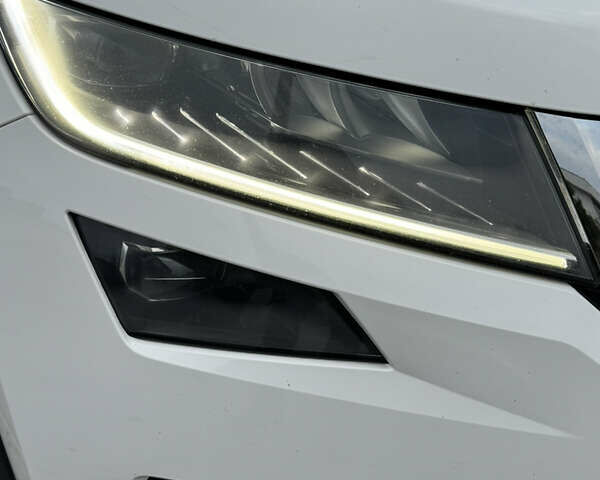 Білий Шкода Kodiaq, об'ємом двигуна 1.98 л та пробігом 192 тис. км за 24900 $, фото 9 на Automoto.ua