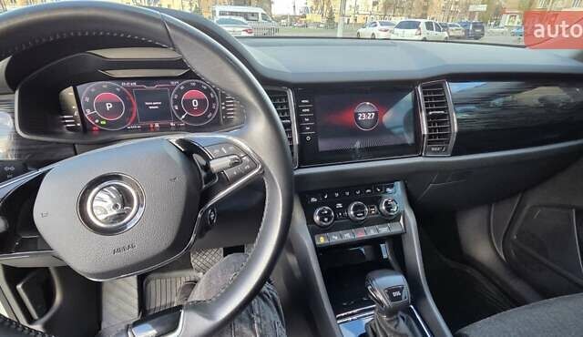 Белый Шкода Kodiaq, объемом двигателя 2 л и пробегом 200 тыс. км за 32000 $, фото 33 на Automoto.ua