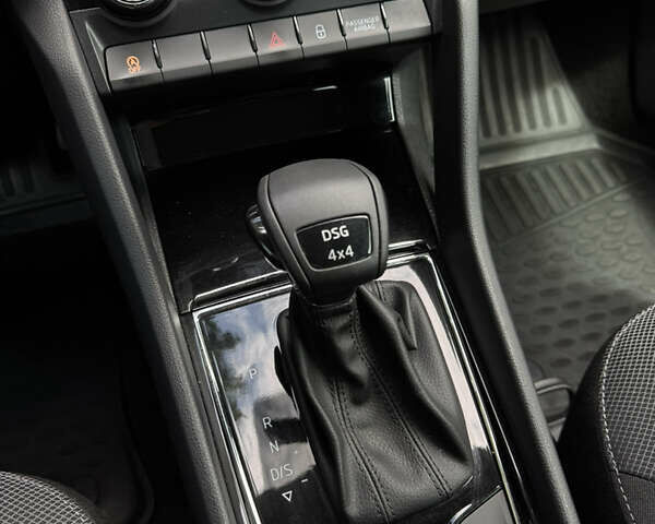 Белый Шкода Kodiaq, объемом двигателя 2 л и пробегом 94 тыс. км за 33900 $, фото 36 на Automoto.ua