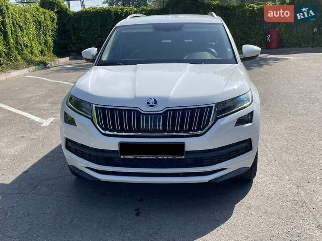 Белый Шкода Kodiaq, объемом двигателя 1.98 л и пробегом 106 тыс. км за 33500 $, фото 1 на Automoto.ua