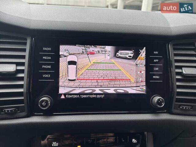 Белый Шкода Kodiaq, объемом двигателя 1.98 л и пробегом 70 тыс. км за 33900 $, фото 66 на Automoto.ua