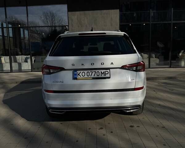 Белый Шкода Kodiaq, объемом двигателя 1.97 л и пробегом 98 тыс. км за 37500 $, фото 6 на Automoto.ua