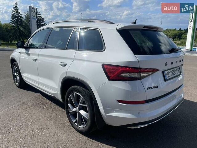 Белый Шкода Kodiaq, объемом двигателя 1.98 л и пробегом 102 тыс. км за 34700 $, фото 15 на Automoto.ua