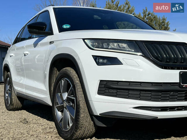 Білий Шкода Kodiaq, об'ємом двигуна 2 л та пробігом 173 тис. км за 29931 $, фото 9 на Automoto.ua