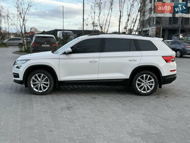 Білий Шкода Kodiaq, об'ємом двигуна 1.98 л та пробігом 197 тис. км за 22999 $, фото 7 на Automoto.ua