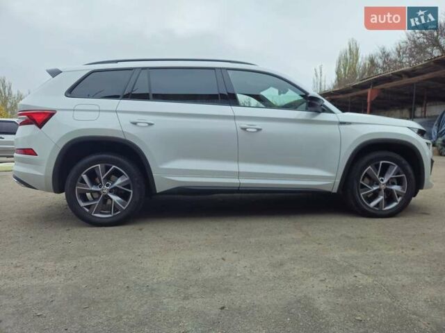 Белый Шкода Kodiaq, объемом двигателя 1.98 л и пробегом 44 тыс. км за 39000 $, фото 8 на Automoto.ua