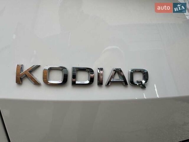 Білий Шкода Kodiaq, об'ємом двигуна 1.98 л та пробігом 149 тис. км за 23950 $, фото 14 на Automoto.ua