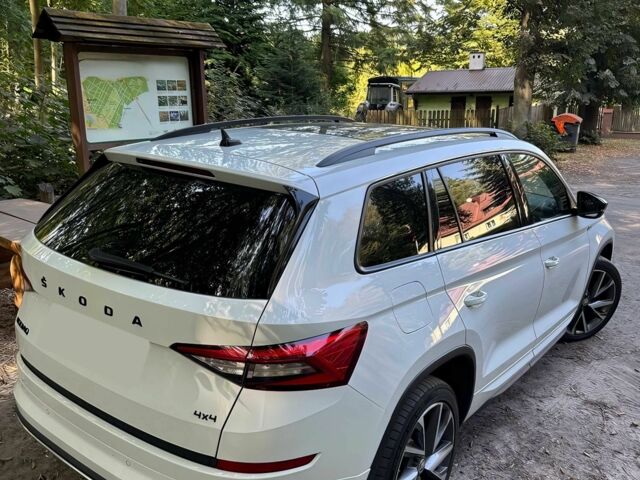 Білий Шкода Kodiaq, об'ємом двигуна 2 л та пробігом 30 тис. км за 7700 $, фото 4 на Automoto.ua