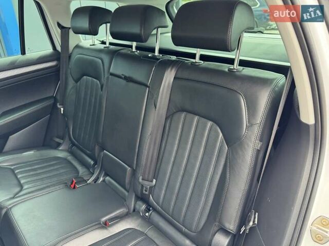 Белый Шкода Kodiaq, объемом двигателя 2 л и пробегом 115 тыс. км за 37500 $, фото 28 на Automoto.ua