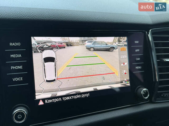 Білий Шкода Kodiaq, об'ємом двигуна 1.98 л та пробігом 197 тис. км за 22999 $, фото 55 на Automoto.ua