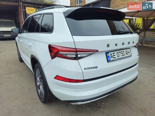 Белый Шкода Kodiaq, объемом двигателя 1.98 л и пробегом 44 тыс. км за 39000 $, фото 3 на Automoto.ua