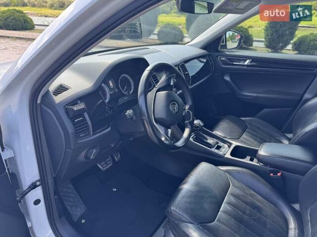 Белый Шкода Kodiaq, объемом двигателя 1.98 л и пробегом 104 тыс. км за 35300 $, фото 17 на Automoto.ua