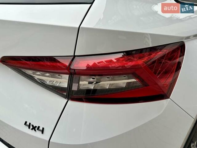 Белый Шкода Kodiaq, объемом двигателя 1.98 л и пробегом 70 тыс. км за 33900 $, фото 25 на Automoto.ua