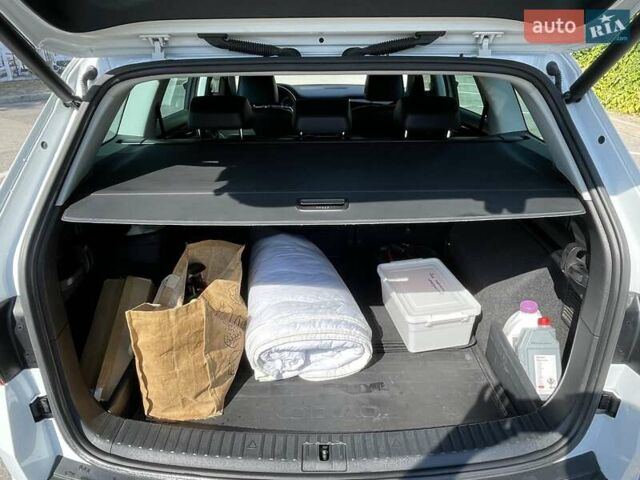 Белый Шкода Kodiaq, объемом двигателя 1.98 л и пробегом 106 тыс. км за 33500 $, фото 20 на Automoto.ua