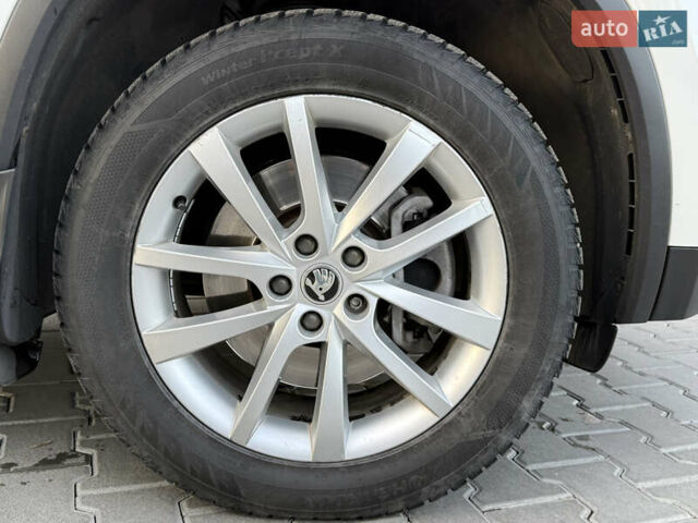 Білий Шкода Kodiaq, об'ємом двигуна 1.98 л та пробігом 197 тис. км за 22999 $, фото 25 на Automoto.ua