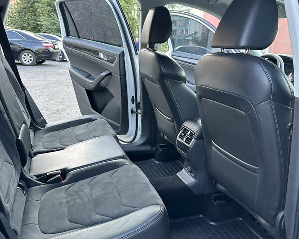 Белый Шкода Kodiaq, объемом двигателя 1.98 л и пробегом 57 тыс. км за 26500 $, фото 16 на Automoto.ua