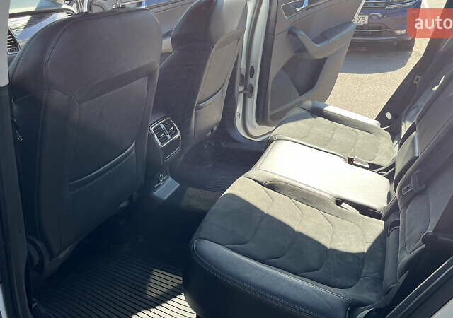 Белый Шкода Kodiaq, объемом двигателя 1.98 л и пробегом 242 тыс. км за 20000 $, фото 16 на Automoto.ua