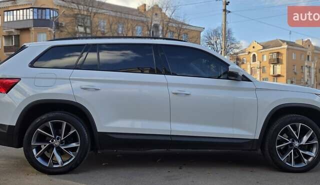 Белый Шкода Kodiaq, объемом двигателя 2 л и пробегом 200 тыс. км за 32000 $, фото 17 на Automoto.ua