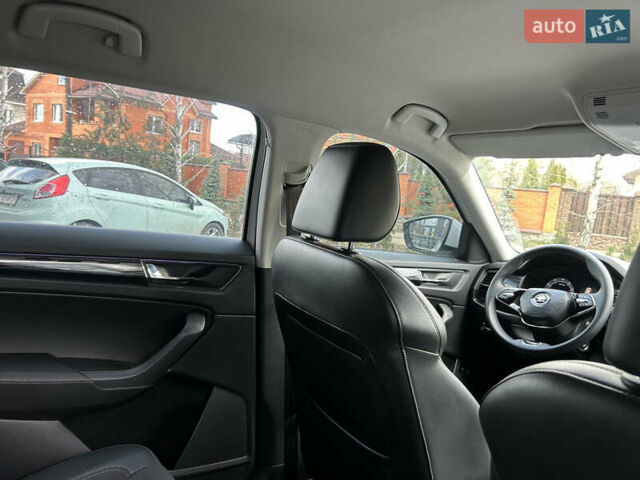 Белый Шкода Kodiaq, объемом двигателя 1.98 л и пробегом 57 тыс. км за 29500 $, фото 32 на Automoto.ua