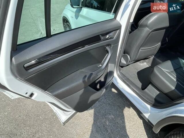 Шкода Kodiaq 2021 в Днепре (Днепропетровске) на Automoto.ua Белый Шкода Kodiaq, объемом двигателя 1.98 л и пробегом 106 тыс. км за 33900 $, фото 18 на Automoto.ua
