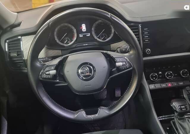 Білий Шкода Kodiaq, об'ємом двигуна 2 л та пробігом 97 тис. км за 32800 $, фото 10 на Automoto.ua