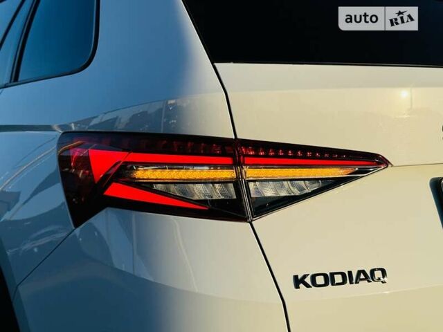 Белый Шкода Kodiaq, объемом двигателя 2 л и пробегом 70 тыс. км за 41000 $, фото 50 на Automoto.ua