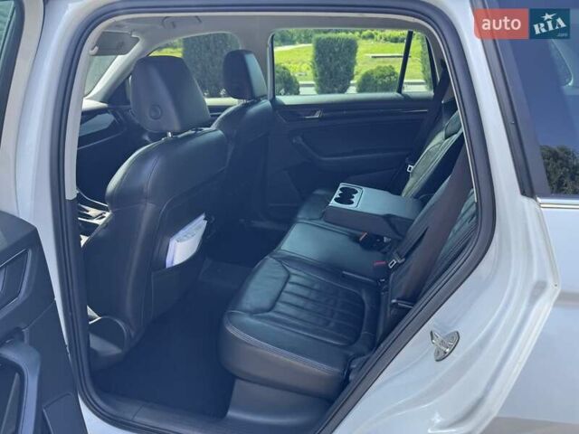 Белый Шкода Kodiaq, объемом двигателя 1.98 л и пробегом 104 тыс. км за 35300 $, фото 20 на Automoto.ua
