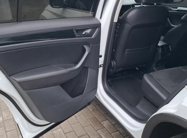 Білий Шкода Kodiaq, об'ємом двигуна 2 л та пробігом 242 тис. км за 22000 $, фото 12 на Automoto.ua
