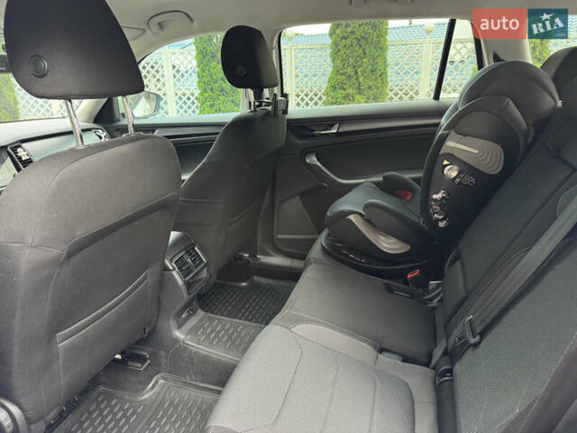 Белый Шкода Kodiaq, объемом двигателя 2 л и пробегом 94 тыс. км за 33900 $, фото 16 на Automoto.ua