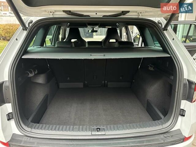 Белый Шкода Kodiaq, объемом двигателя 1.98 л и пробегом 70 тыс. км за 33900 $, фото 58 на Automoto.ua