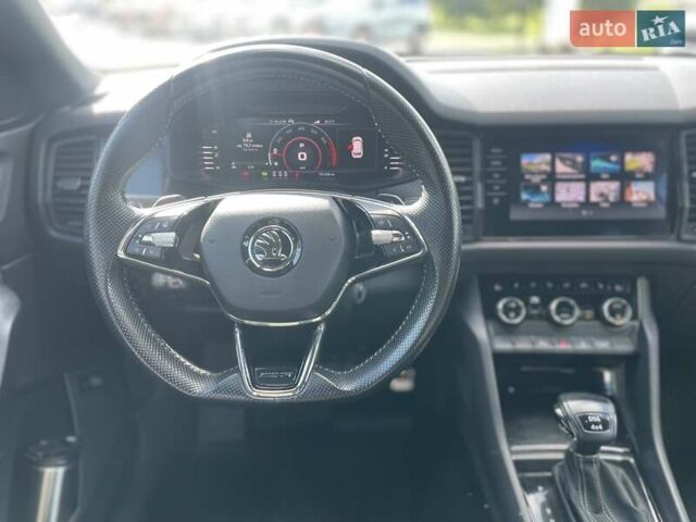 Белый Шкода Kodiaq, объемом двигателя 1.98 л и пробегом 102 тыс. км за 34700 $, фото 38 на Automoto.ua