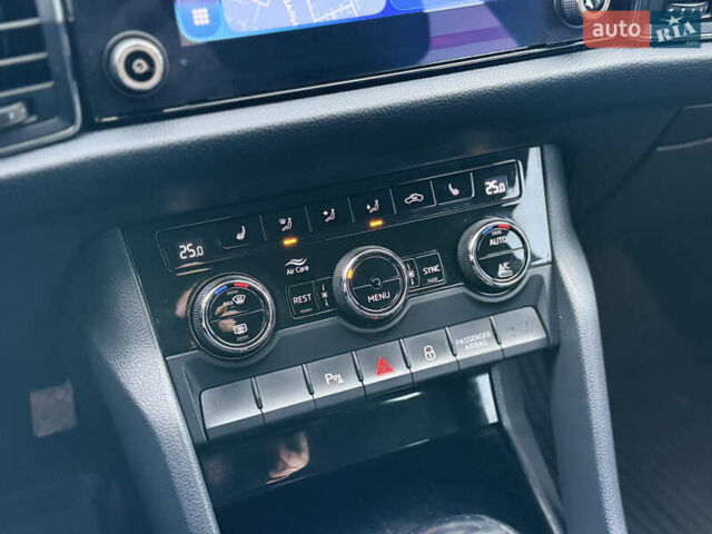 Білий Шкода Kodiaq, об'ємом двигуна 1.98 л та пробігом 197 тис. км за 22999 $, фото 51 на Automoto.ua
