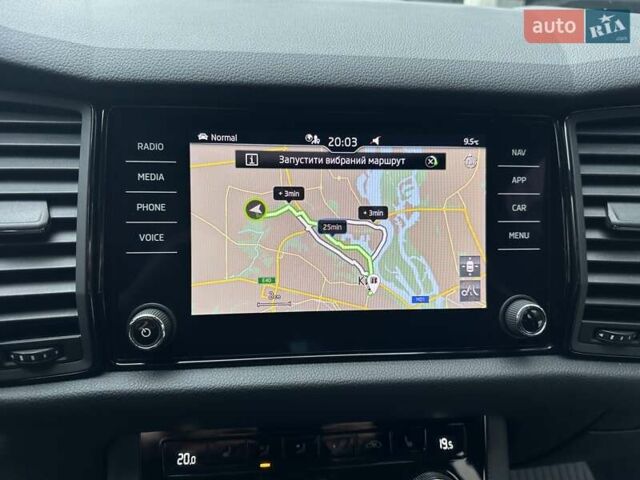 Белый Шкода Kodiaq, объемом двигателя 1.98 л и пробегом 70 тыс. км за 33900 $, фото 63 на Automoto.ua