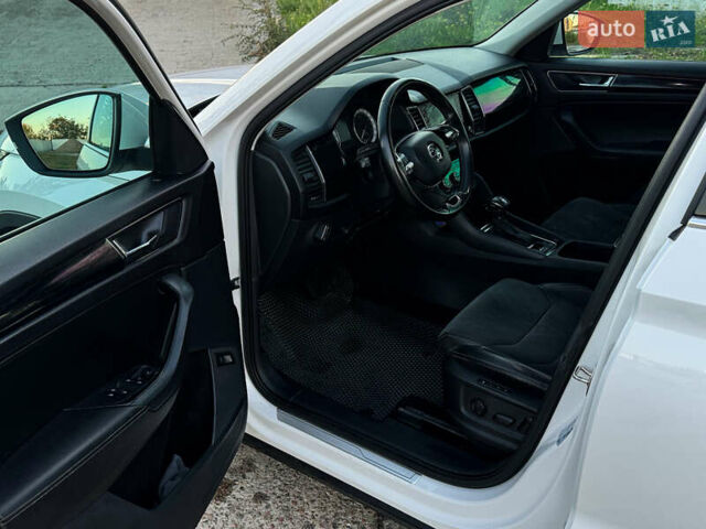 Шкода Kodiaq 2021 у Миколаєві на Automoto.ua Білий Шкода Kodiaq, об'ємом двигуна 1.97 л та пробігом 174 тис. км за 31600 $, фото 7 на Automoto.ua