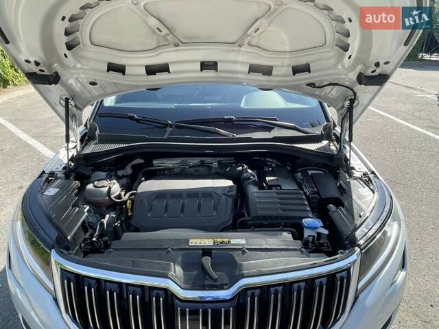 Белый Шкода Kodiaq, объемом двигателя 1.98 л и пробегом 106 тыс. км за 33500 $, фото 37 на Automoto.ua